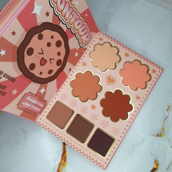 Producto - Paleta de sombras libro lovely cookies