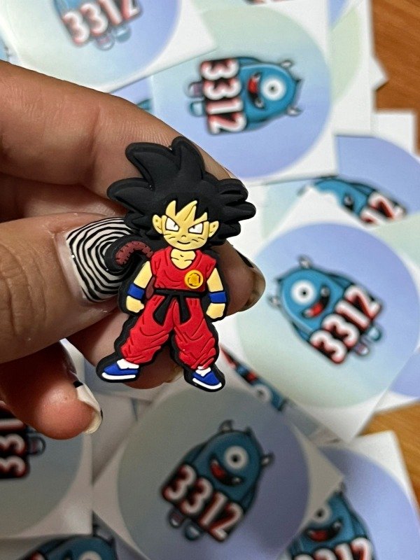 Producto - Goku Mono 2 Pin