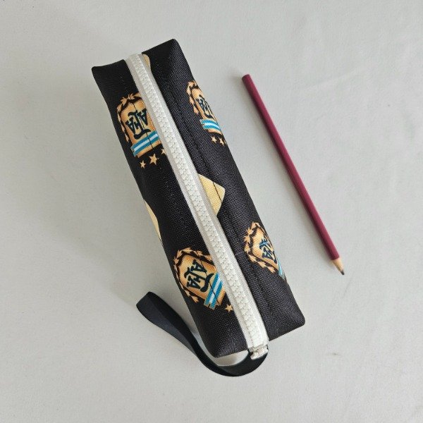 Producto - Cartuchera Mezzo, AFA