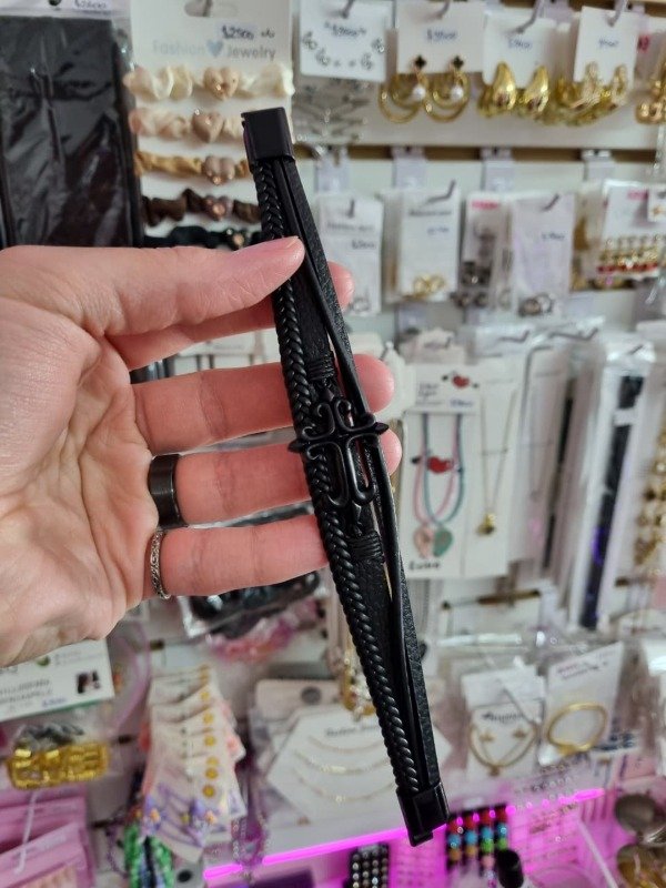 Producto - Pulseras Cuerina Negra con Dije - 5