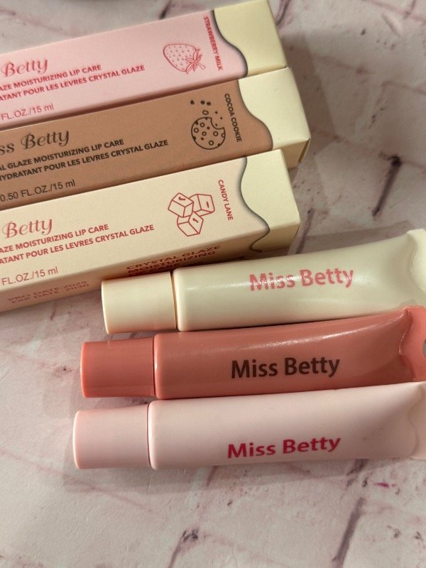 Producto - Gloss cristal glaze Miiss Betty