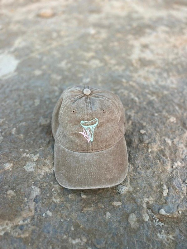 Producto - Gorra Diente de tiburón