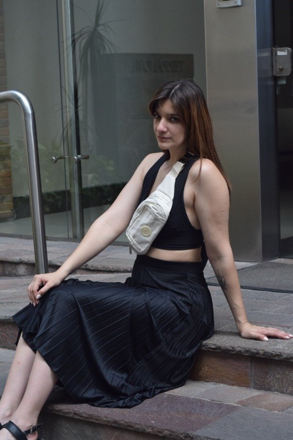 Producto - Riñonera Hueso