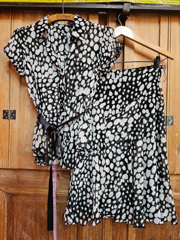 Producto - Conjunto Cacharel ByN t.40