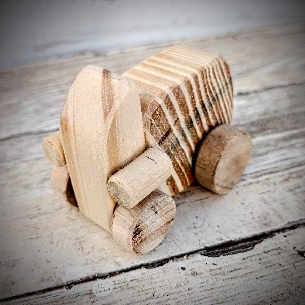 Producto - Camión de Madera Mini M2