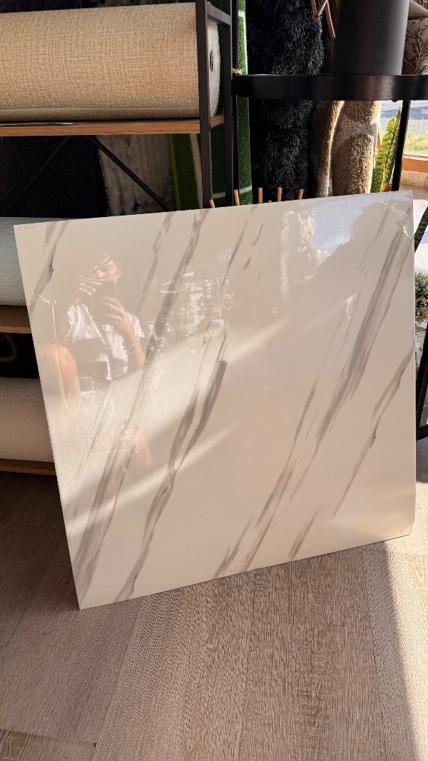 Producto - Placa autoadhesiva 60x60 cm calacatta