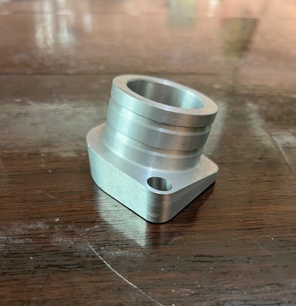 Producto - Brida De Aluminio Para Carburador 34mm INCLINADA