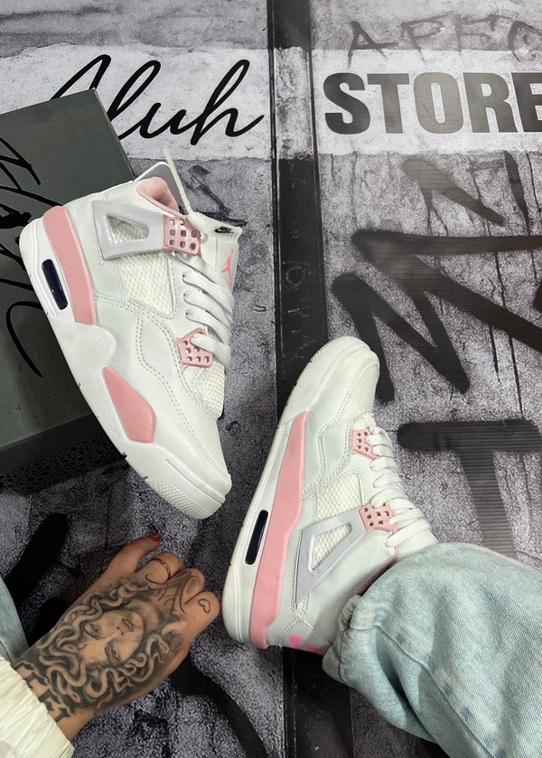 Producto - Nike Jordan Retro 4 White y Pink