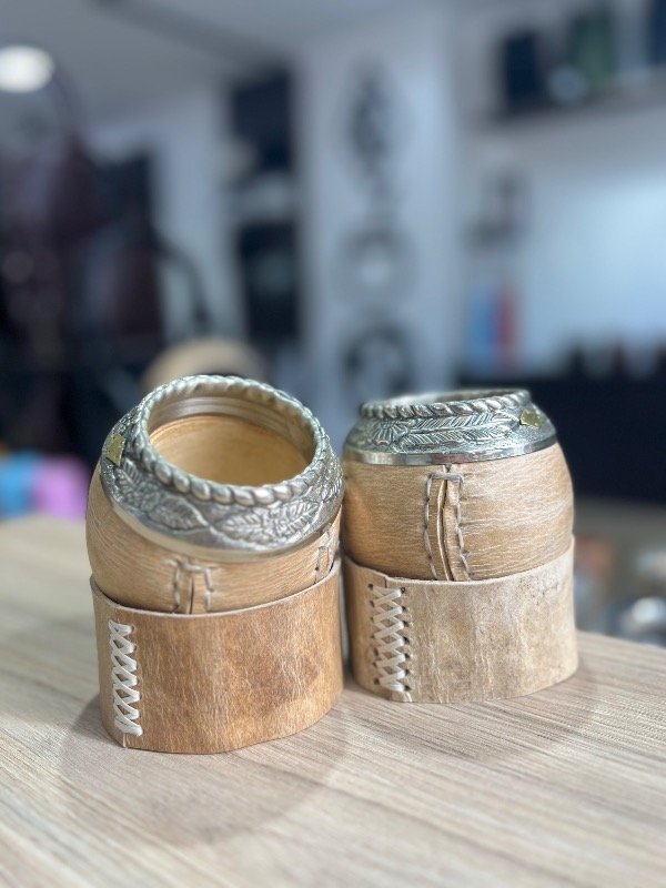 Producto - TORPEDO CRIOLLO URUGUAYO CUERO CRUDO VIROLA ALPACA CINCELADA EXCLUSIVO - 1