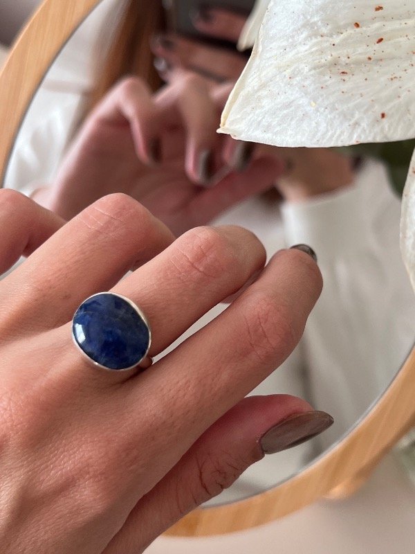 Producto - Anillo de plata y lapislázuli