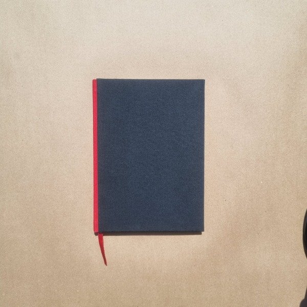Producto - Cuaderno Negro y Rojo