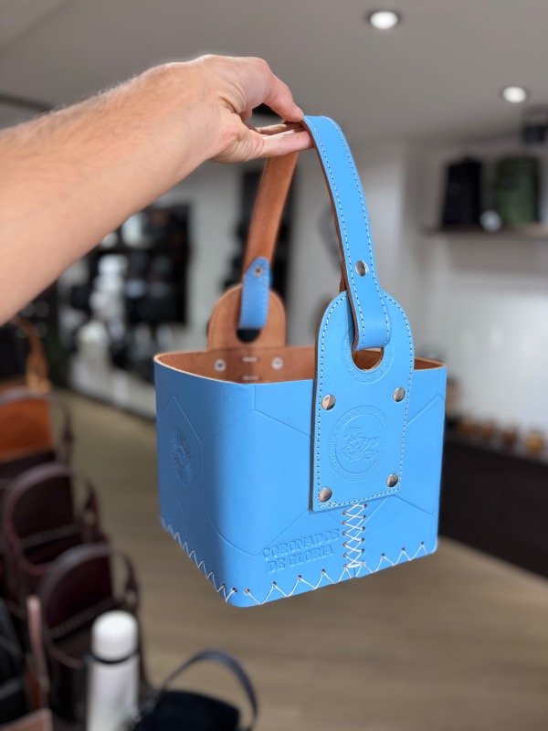 Producto - MATERA DE CUERO EXCLUSIVA SELECCIÓN ARGENTINA - 1