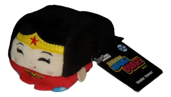 Producto - Kawaii Cubes Peluche De Mujer Maravilla 6 x 5 cm Tapimovil