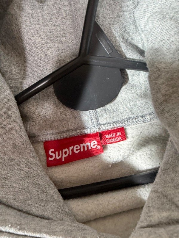 Producto - Buzo Suprame T.S Replica - 2