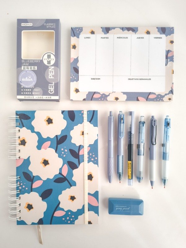 Producto - Combo cuaderno + organizador semanal + accesorios - Azul - 0