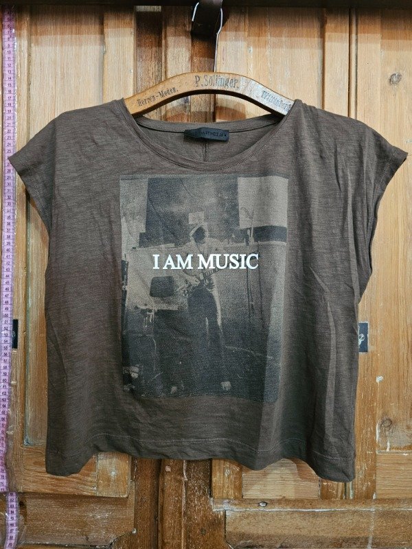 Producto - Remera Alló Martínez Marrón t.46