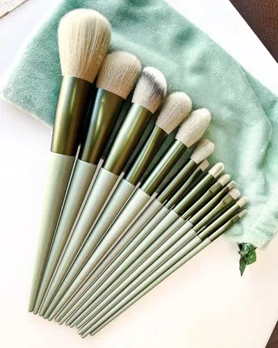 Producto - Brochas x 13 con estuche