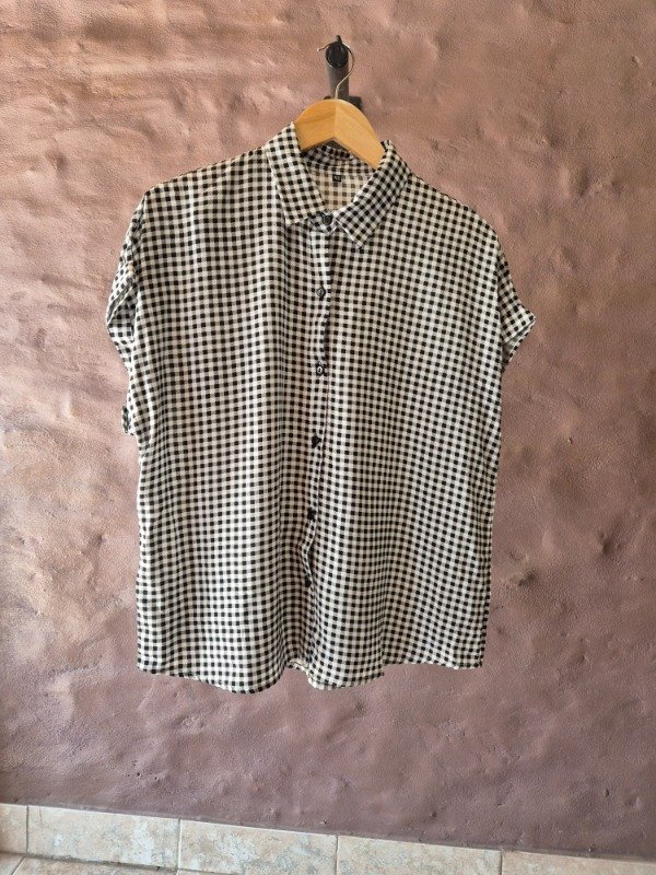 Producto - Camisa cusdrille (Talle M a XL)