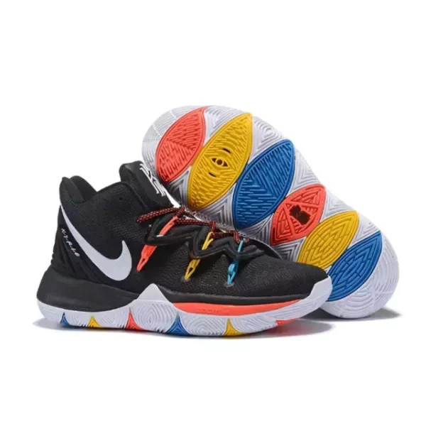 Producto - Nike Kyrie 5 - Friends
