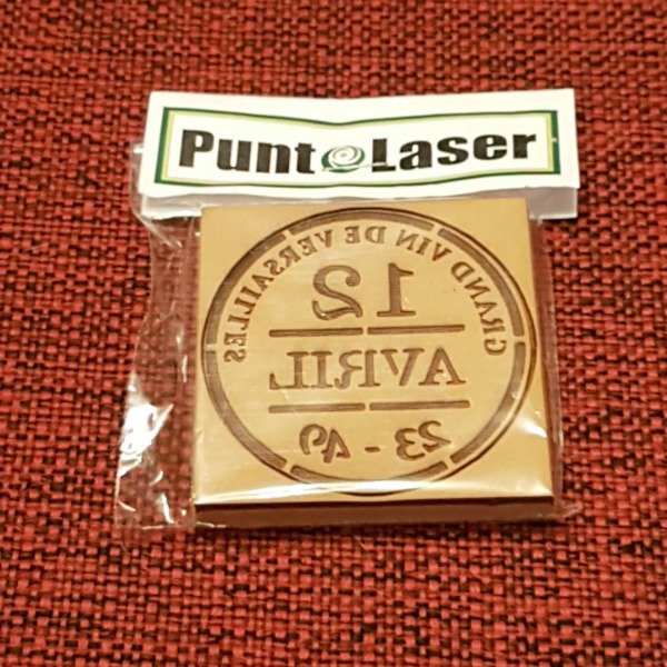 Producto - Bajo Relieve - 6 x 6 cm - Cod. 4006