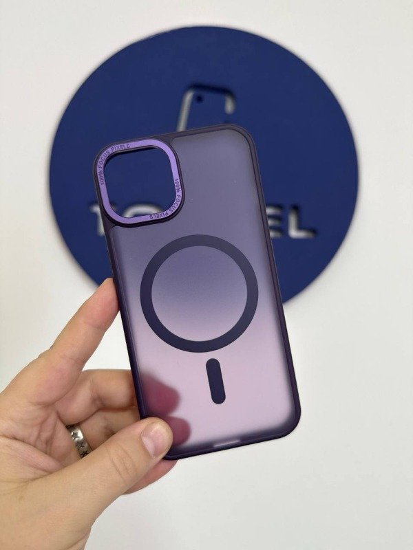 Producto - FUNDA CROMADA ESMERILADA MAGSAFE IPHONE 13