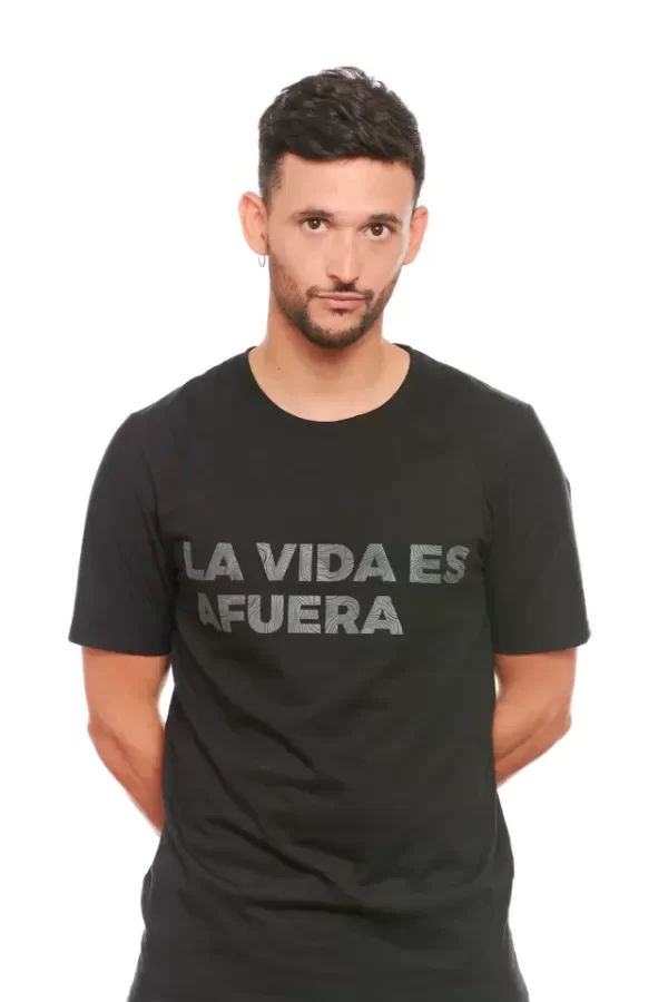 Producto - Remera LA VIDA ES AFUERA