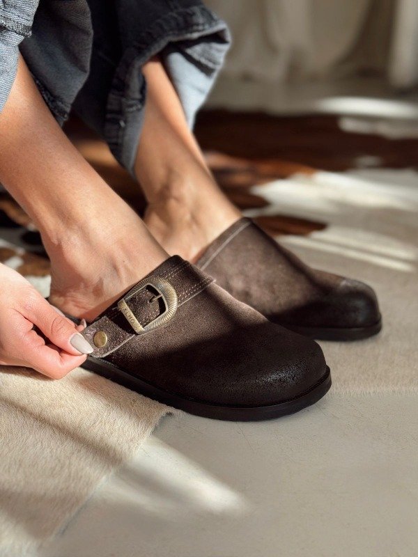 Producto - RUNA CHOCO GAMUZADO - SIN DEVOLUCIÓN (último 37)