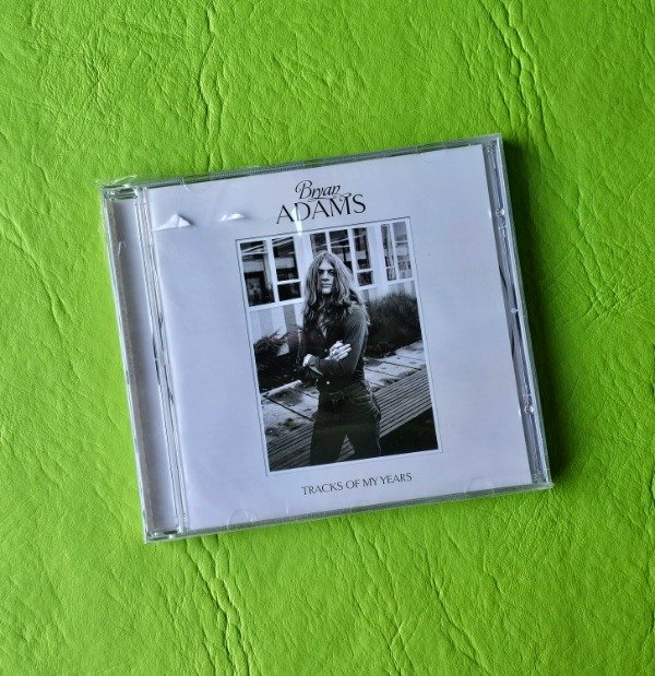 Producto - BRYAN ADAMS ''Tracks Of My Years''