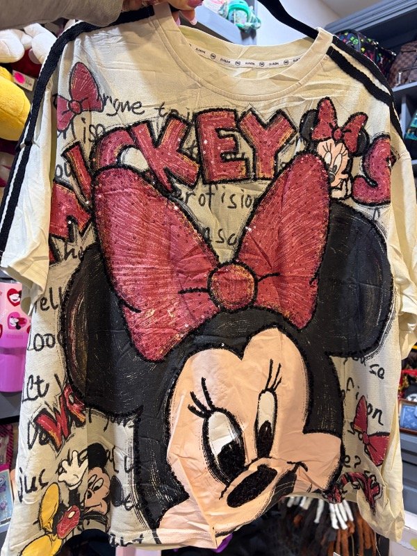 Producto - Remera Minnie con detalles en lentejuelas