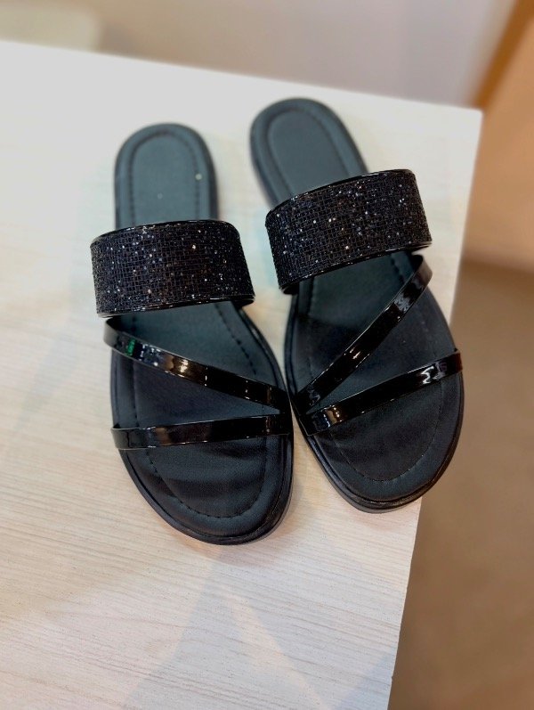 Producto - Sandalias Brillo Negro