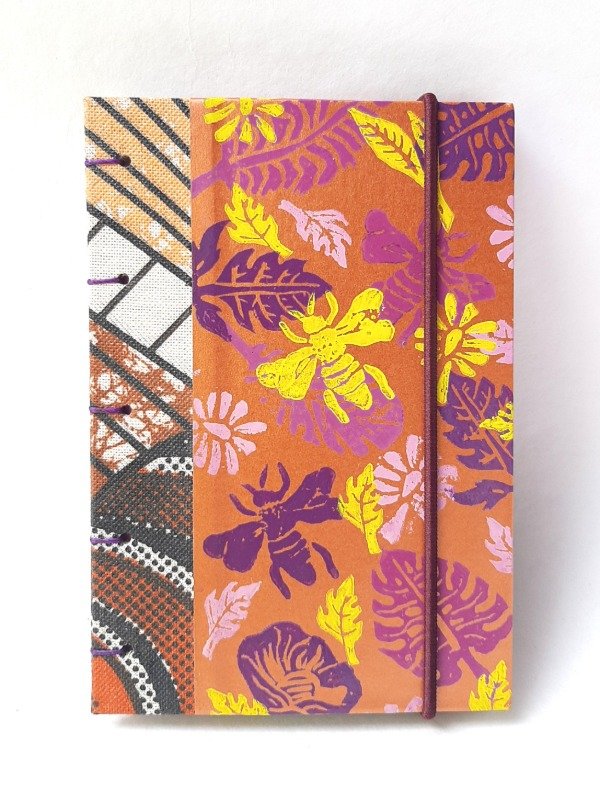 Producto - Cuaderno chico A6- Abeja, dulzura deja