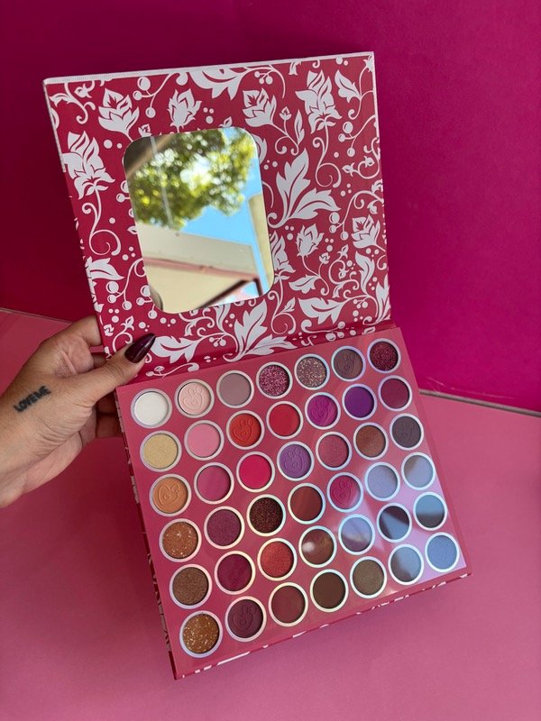 Producto - Paleta de sombras Árabe Fucsia x42 tonos