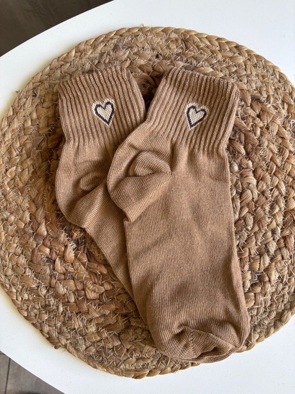 Producto - Medias hasta el tobillo Camel corazón