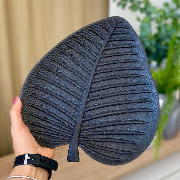 Producto - Centro De Mesa Hoja Negro 31 Cm 1203374