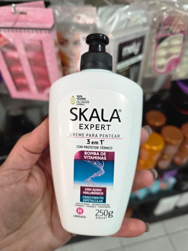 Producto - CREMA DE PEINAR BOMBA DE VITAMINAS SKALA