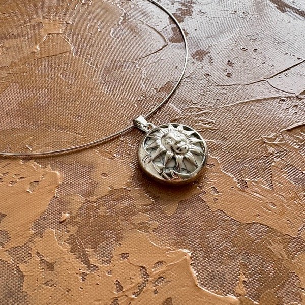 Producto - Gargantilla Solar