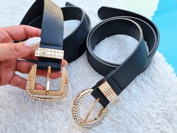 Producto - CINTO HEBILLA DORADA CON STRASS RED/CUAD