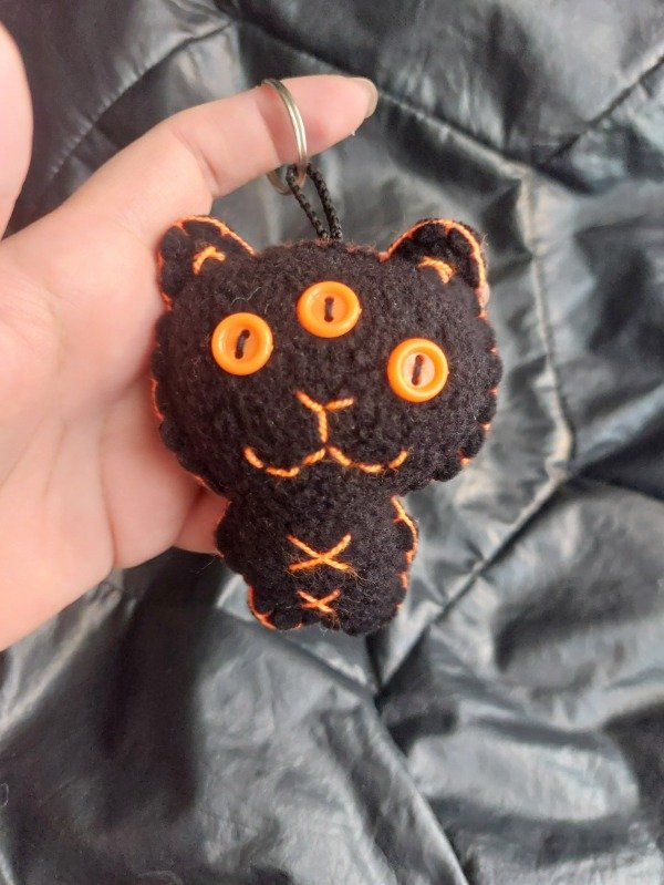 Producto - Kitten negro tres ojos