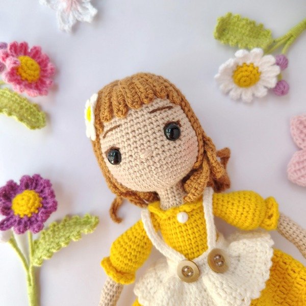 Producto - Muñeca amigurumi vestido amarillo tejida crochet hilo algodón