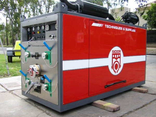 Producto - Motobomba Estacionaria TyS Modelo 2000 sobre modulo cerrado