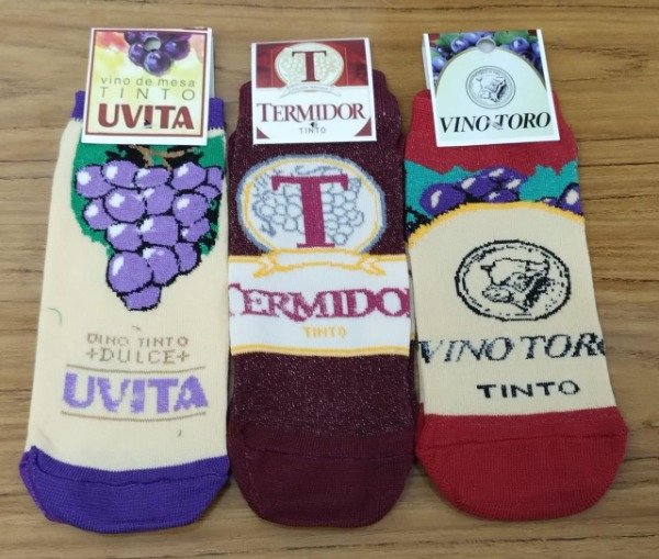 Producto - Docena surtida soquetes temática/ Vinos
