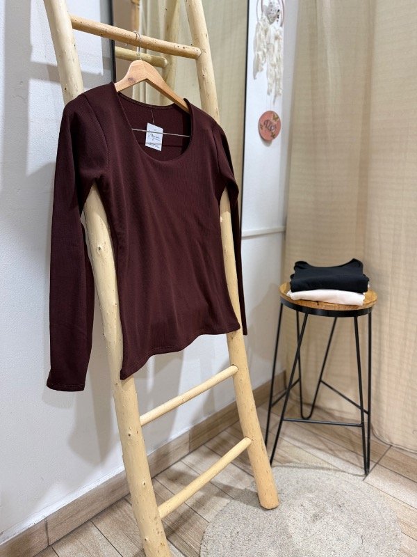 Producto - Camiseta Simona