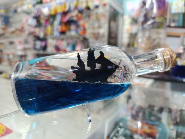 Producto - Barco Perla Negra en Botella con liquido