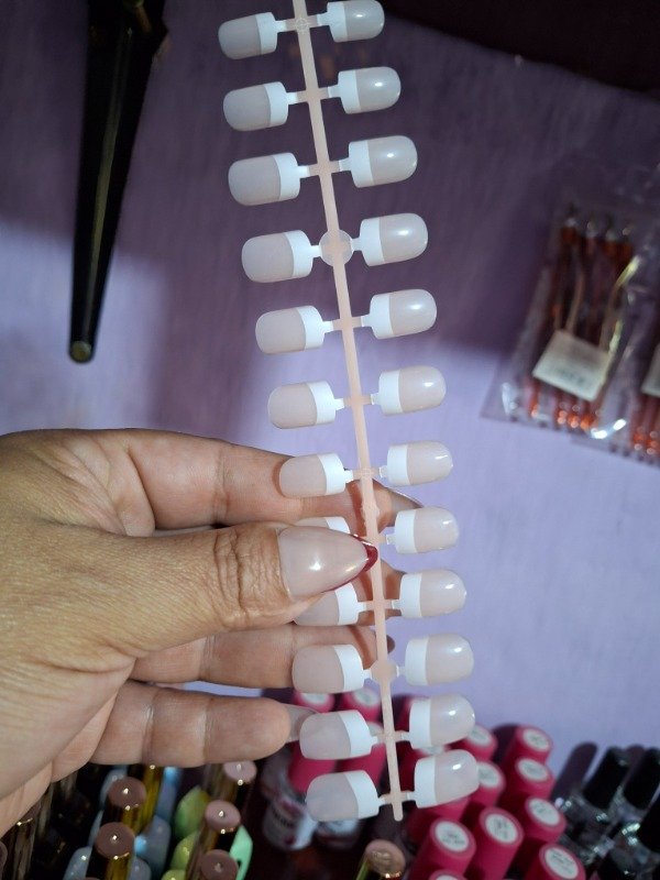 Producto - PRESS ON CUADRADA (CORTA)