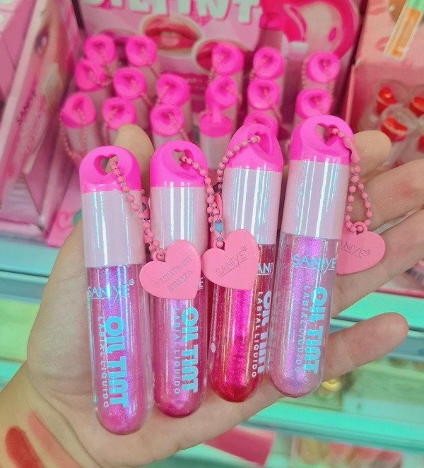 Producto - BRILLO LABIAL CON LLAVERO - SANIYE