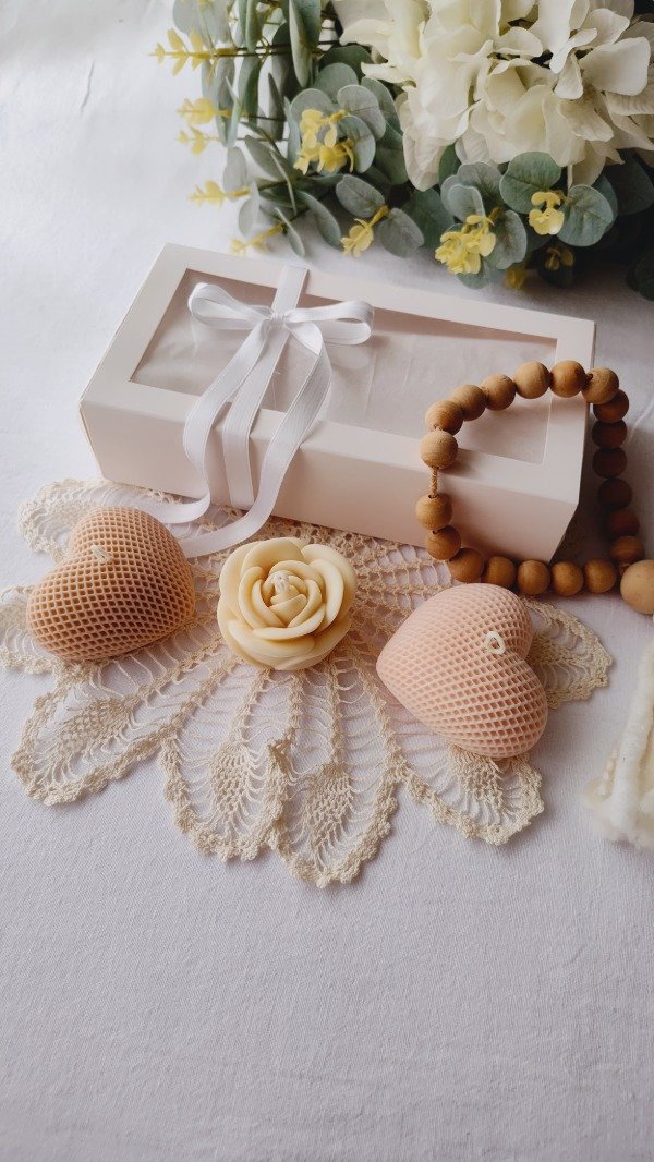 Producto - Box Corazón Panal + Rosa Grande