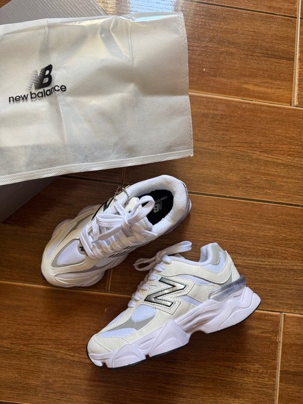 Producto - NEW BALANCE 9060 BLANCO