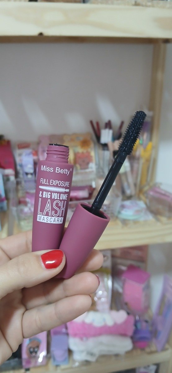 Producto - Mascara de pestañas Miss betty 1