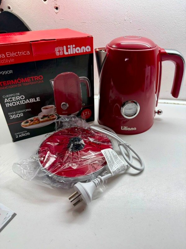 Producto - PAVA ELECTRICA LILIANA 1.7L RETRO
