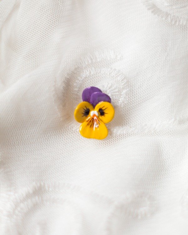 Producto - Prendedor de pensamiento amarillo y violeta